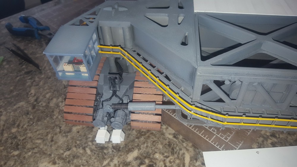 3d printed NASA Crawler Transporter 1:72