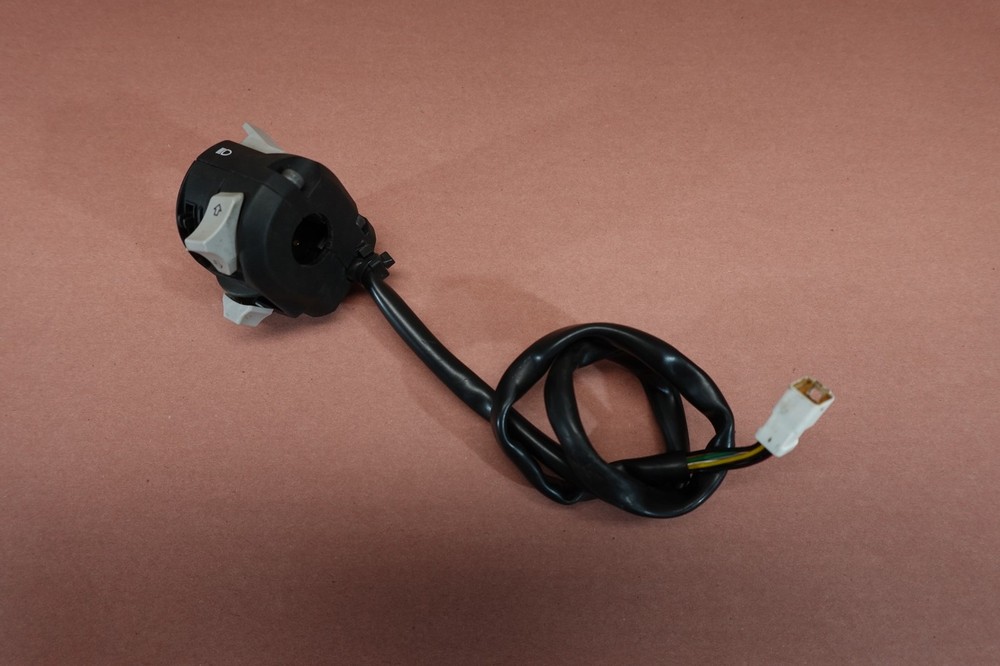 2018 17-21 Ducati Multistrada 950 Left Handlebar Control Switch