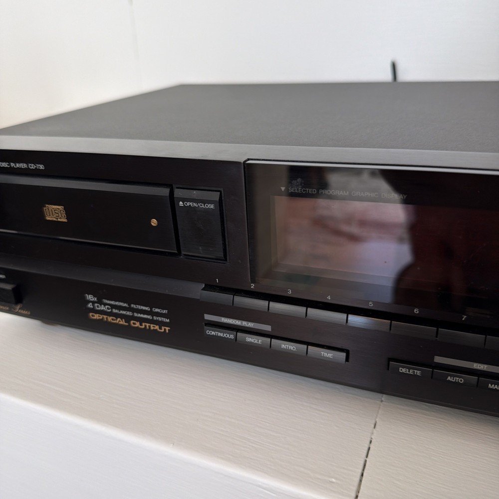 Vintage NEC CD-730 Renaissance Version 4 DAC Compact Disc Player Digital- MINT