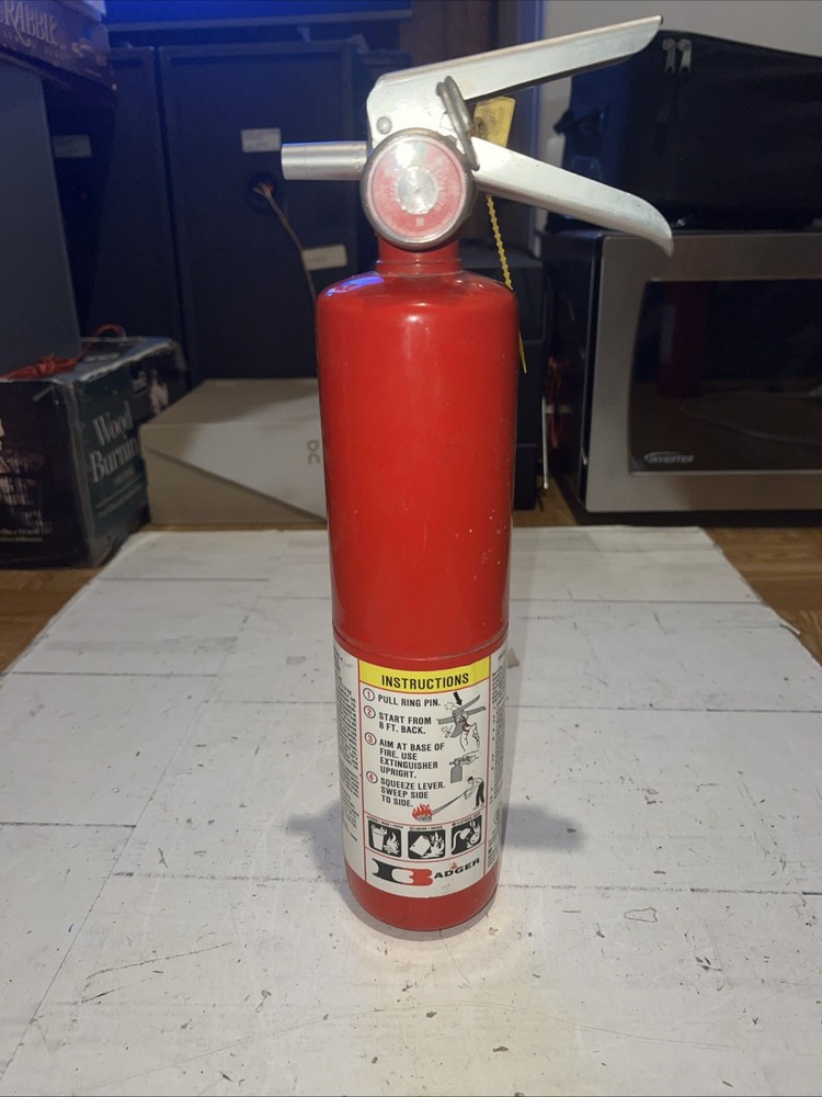 BADGER 250MB-1 Fire Extinguisher