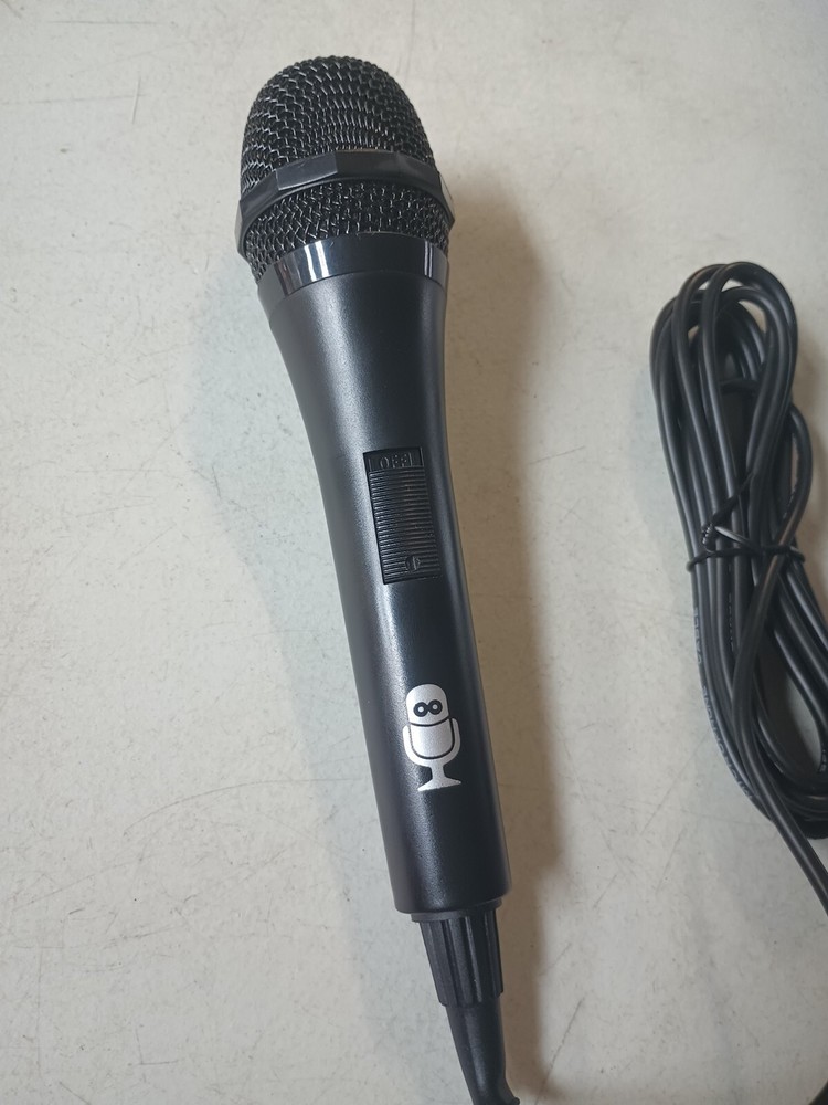 Mic Microphone with On Off Switch High Grade Low Noise Black