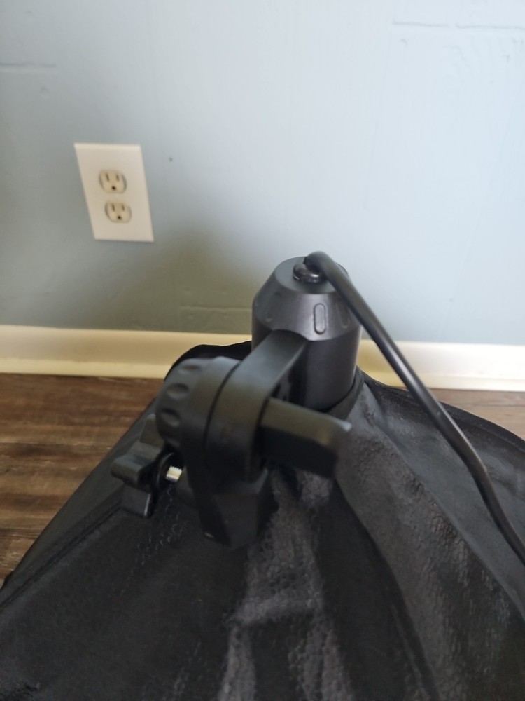 Neewer 24 inches Square Softbox