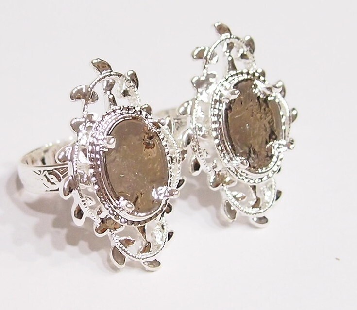 6 - 18x13mm Shiny Silver Victorian Deco Loop & Leaves Adjustable Ring Settings