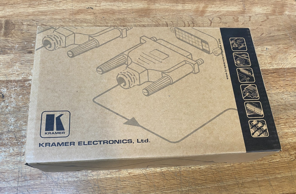 Kramer VA-14 4 Channel Balanced Audio Mixer