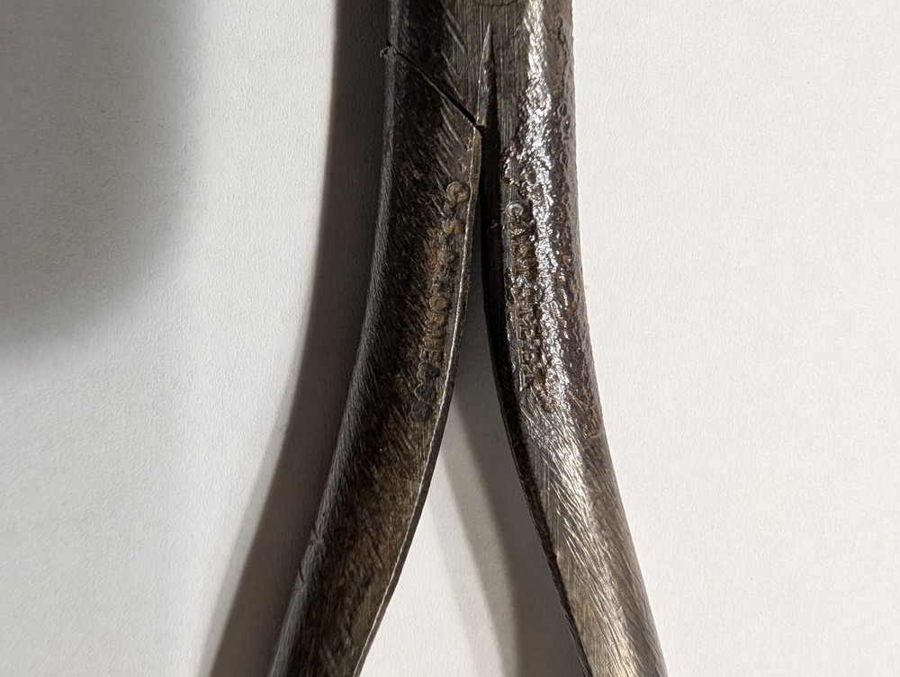 Pad Screw Pliers Ref. 401