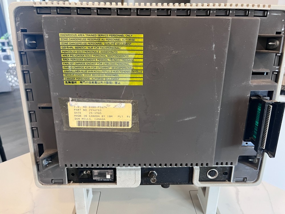 Vintage IBM 3180 Terminal – Powers On - Display Issues