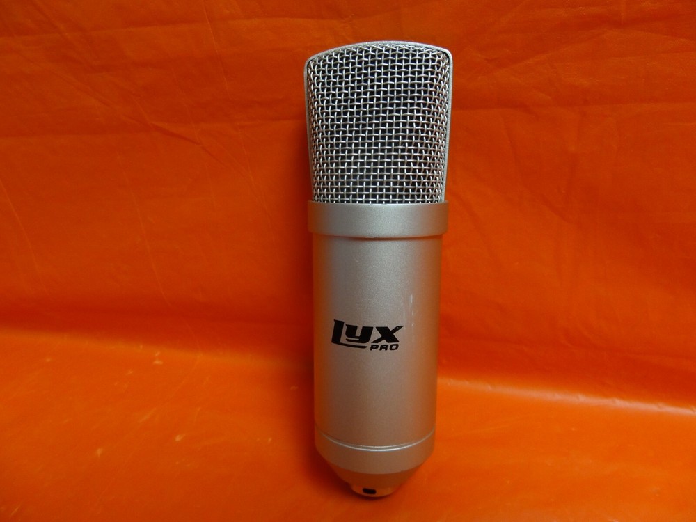 LYX PRO 700XLR RECORDING CONDENSER MICROPHONE - SILVER