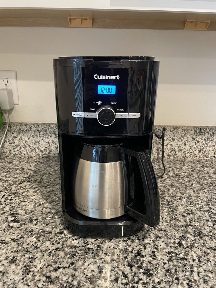Cuisinart 10-Cup Thermal Classic Coffeemaker 10-Cup, Programmable, DCC-1170BKNAS