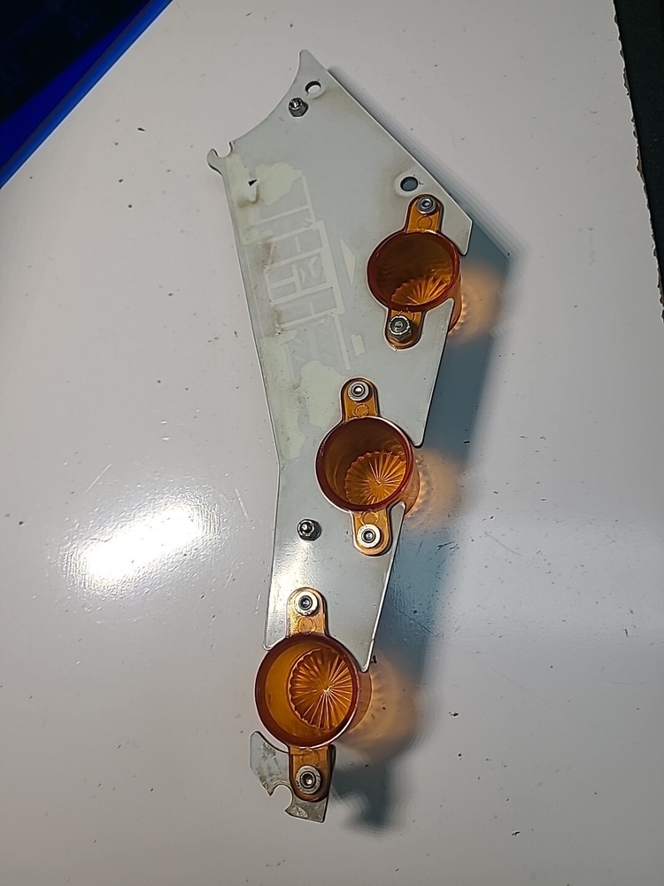 Williams MILLIONAIRE Pinball Machine Plastics - One Broken