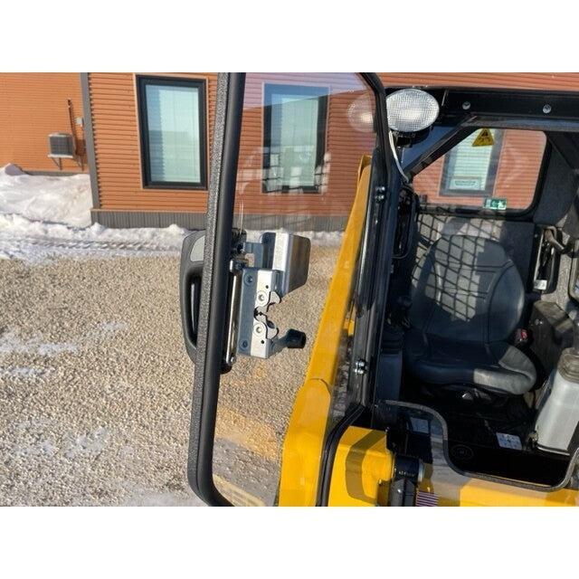 GEHL | MANITOU | MUSTANG ENCLOSURE | PRO-SERIES