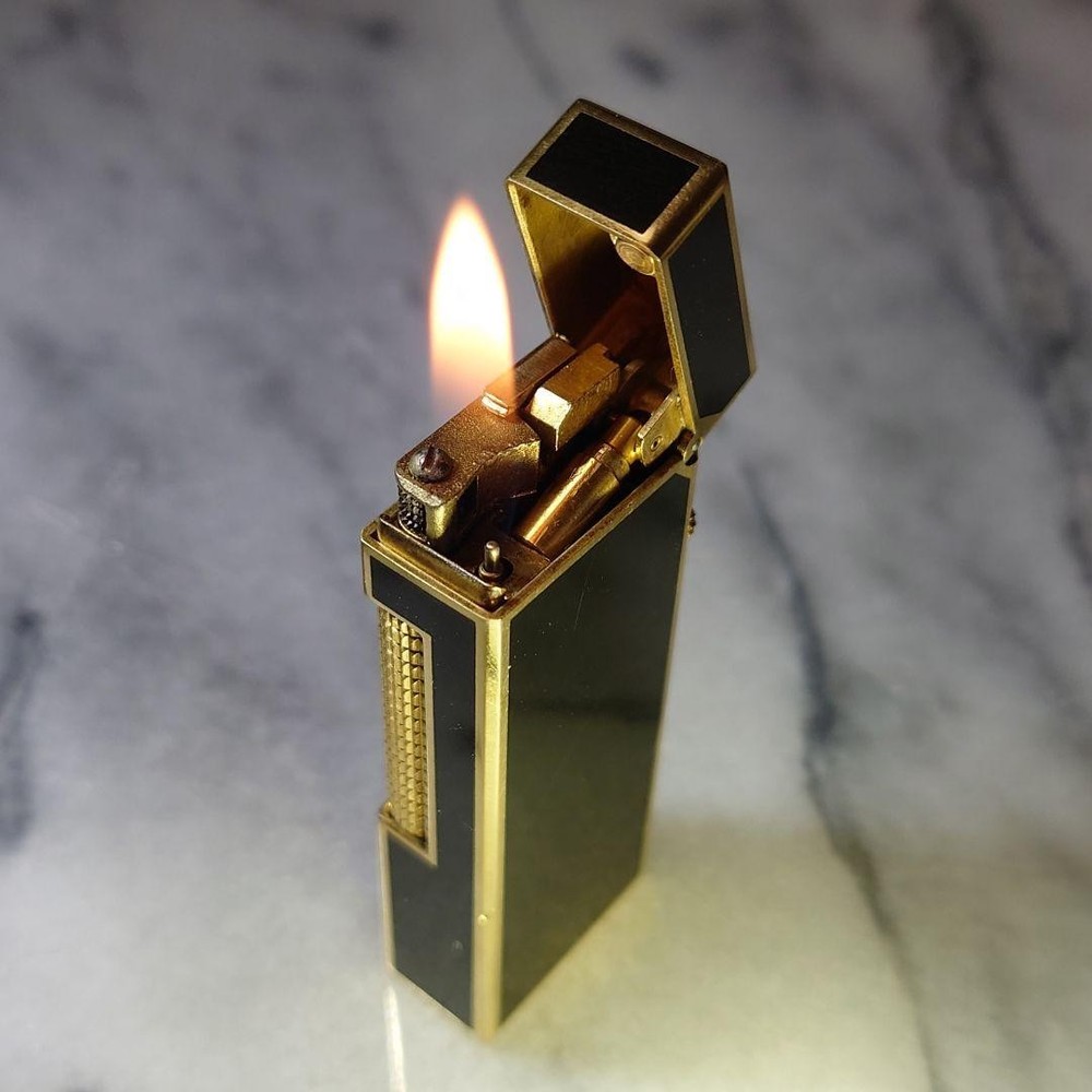 Vintage Dunhill Rolla gas lighter Black lacquer Working Condition