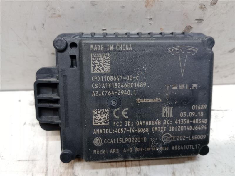 TESLA 3 2018 FRONT PERPENDICULAR RADAR/Projector 1447827