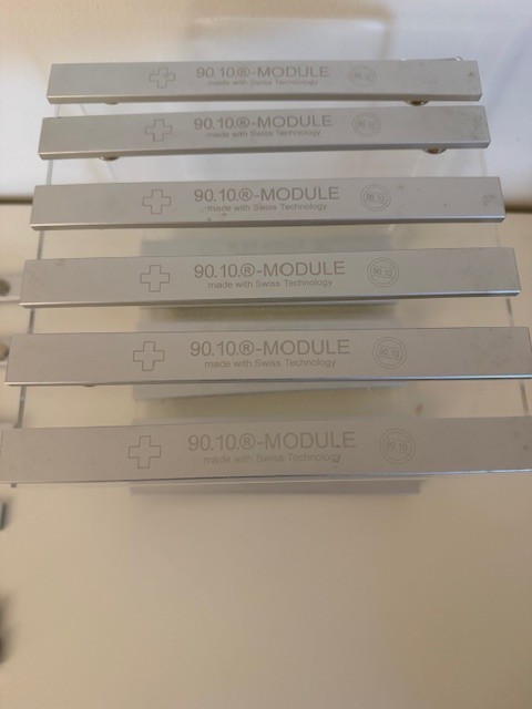 2x 9010 Cube Swiss Modular Systems 90.10® Modules