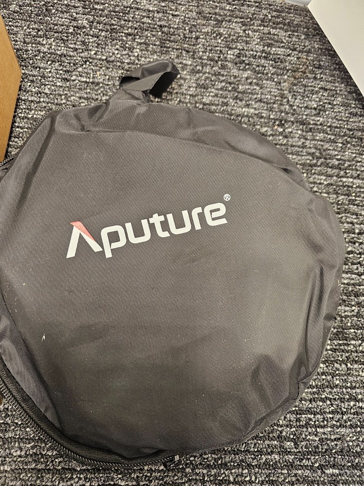 Aputure 6BM042636 Space Light Softbox for Light Storm 120 and 300 Lights