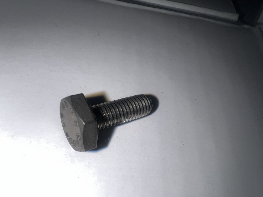 MS9489-07 Bolt (qty 10)