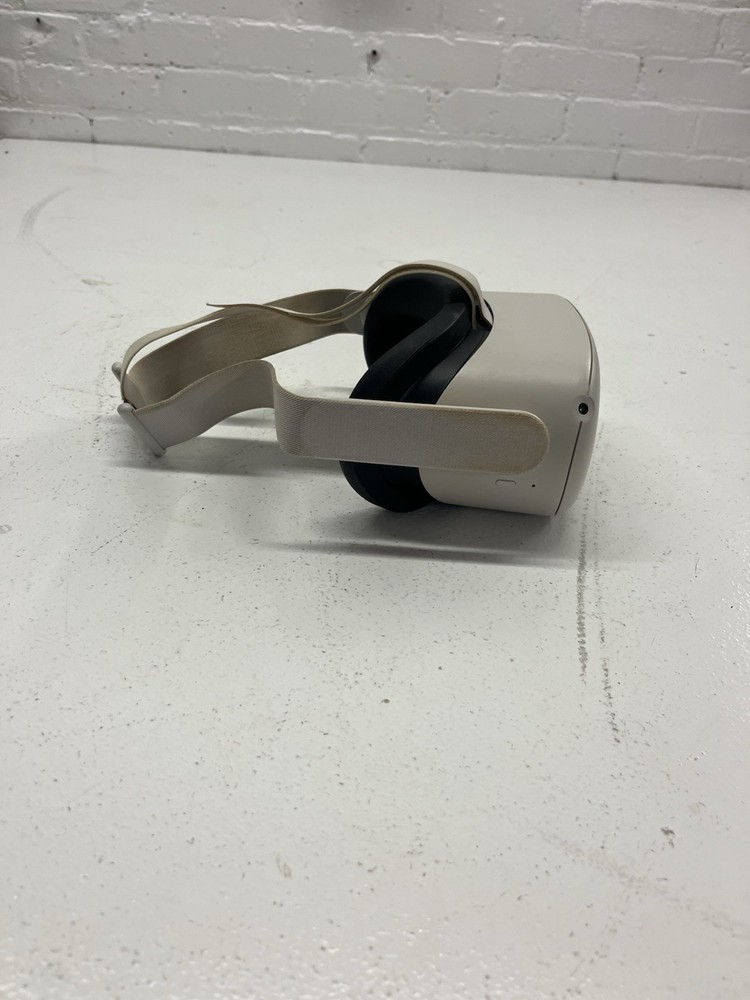 Oculus Meta Quest 2 Virtual Reality Headset Headset Only
