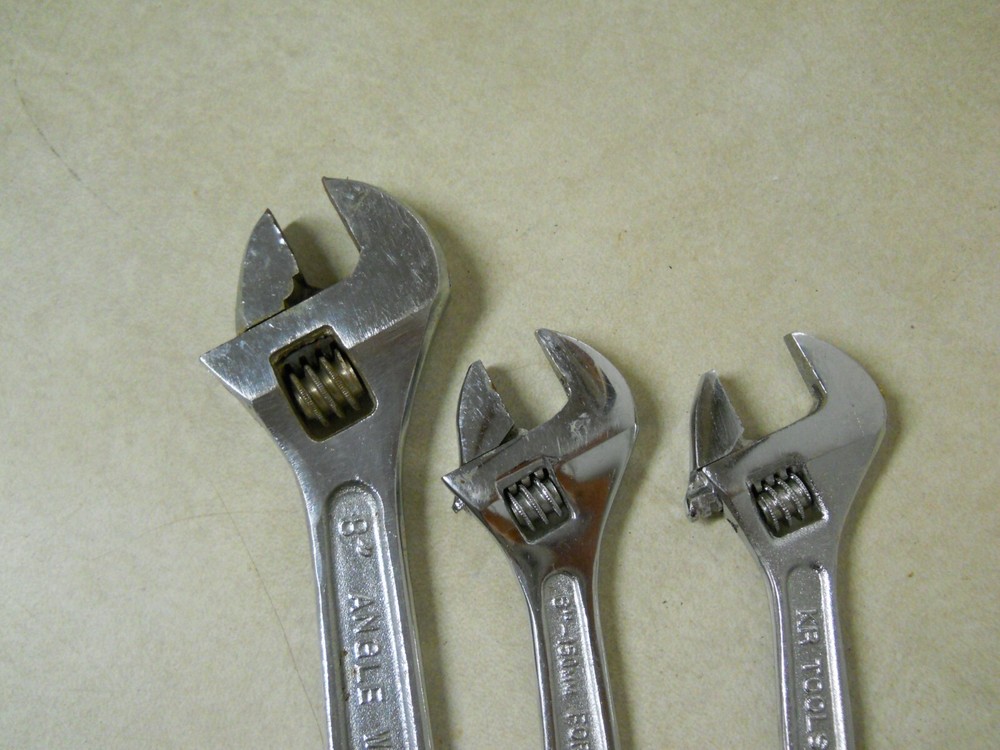 x 3 Adjustable Angle Wrench 8" & 6" Replacement Extras