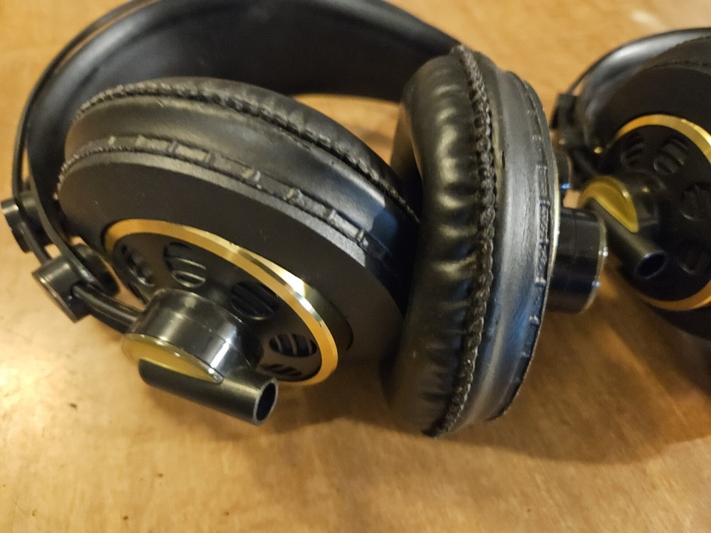 AKG K240 Studio Semi-Open Professional Studio Headphones x2 Broken