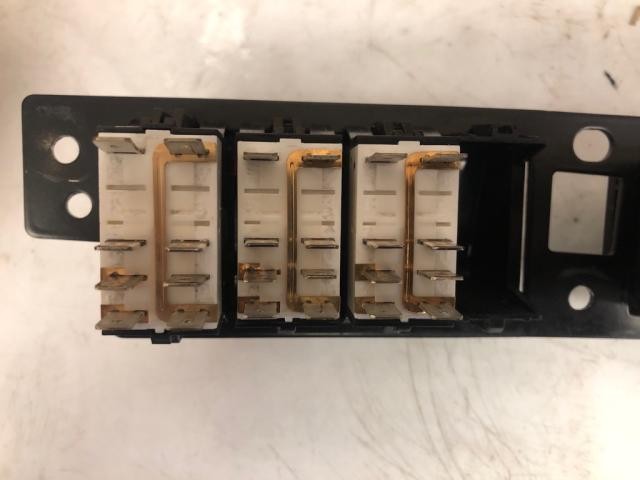 2012-2027 Kenworth T680 SWITCH Dash Panel - Used