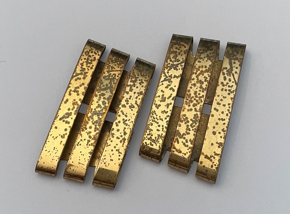 Metallic Shoulder Grades. Captain. B (L42)