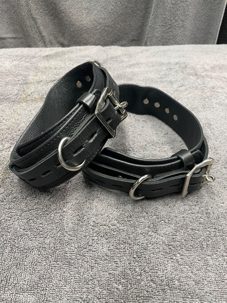 STRICT LEATHER THIGH CUFFS Heavy Mr S Fetters