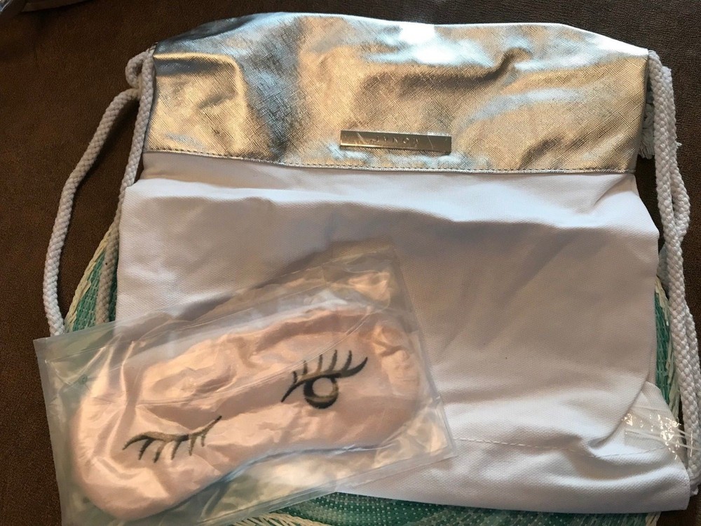 MONAT Eye Wonder, Eye Mask & Bag