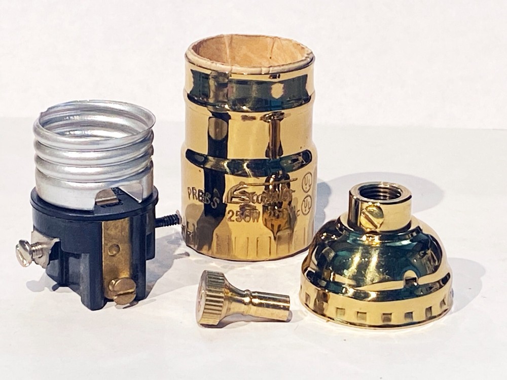 OLD STOCK INDUSTRIAL STYLE SOLID BRASS TURN KNOB 2 WAY MEDIUM BASE LAMP SOCKET