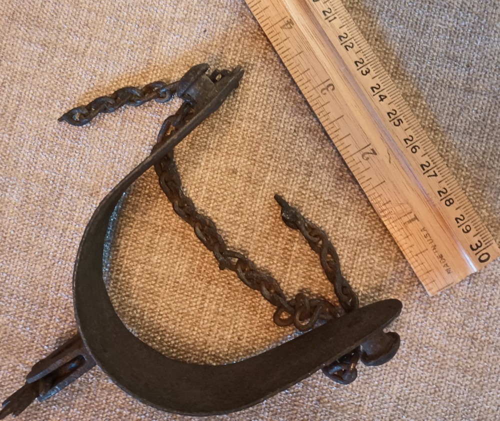 3 Old Spurs / singles / rusty / CHARACTER