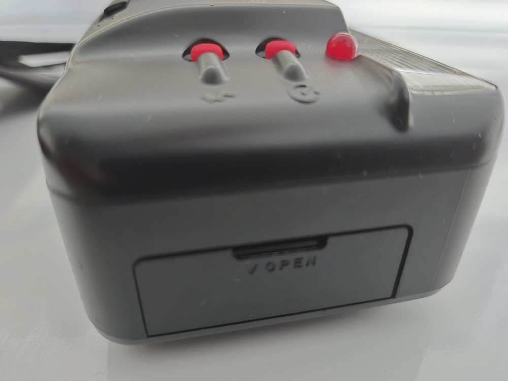 Samsung AF 400 Camera With Leather Case