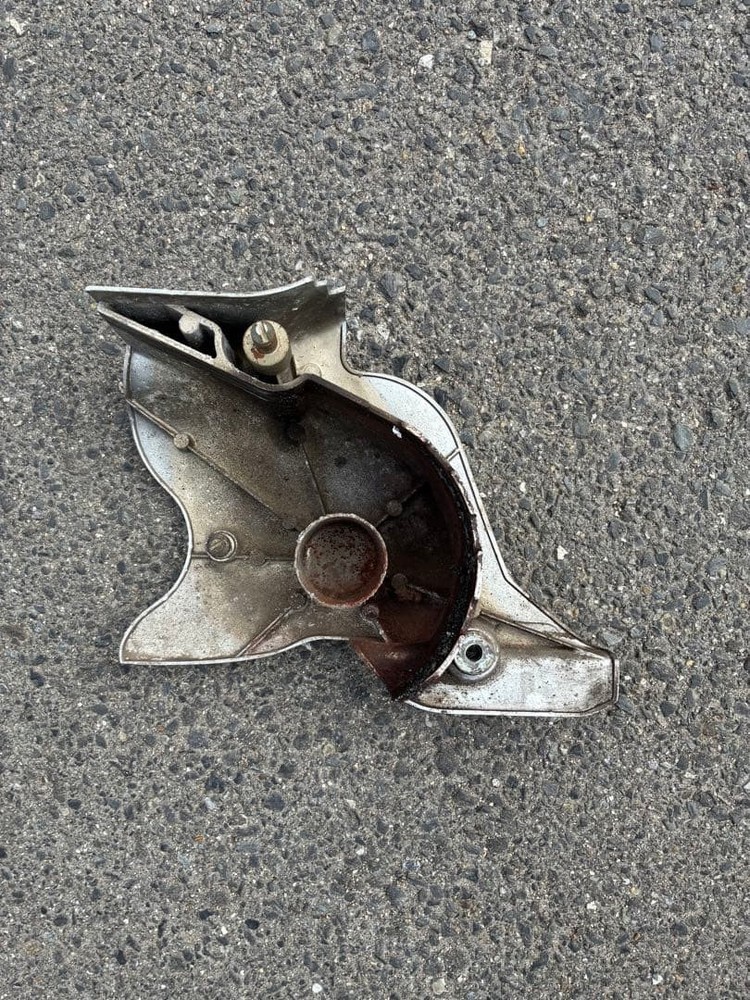 Steed 400 Sprocket Cover