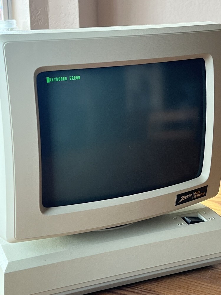 Zenith Data Systems Z-22, Made In 1984, 120/240 V