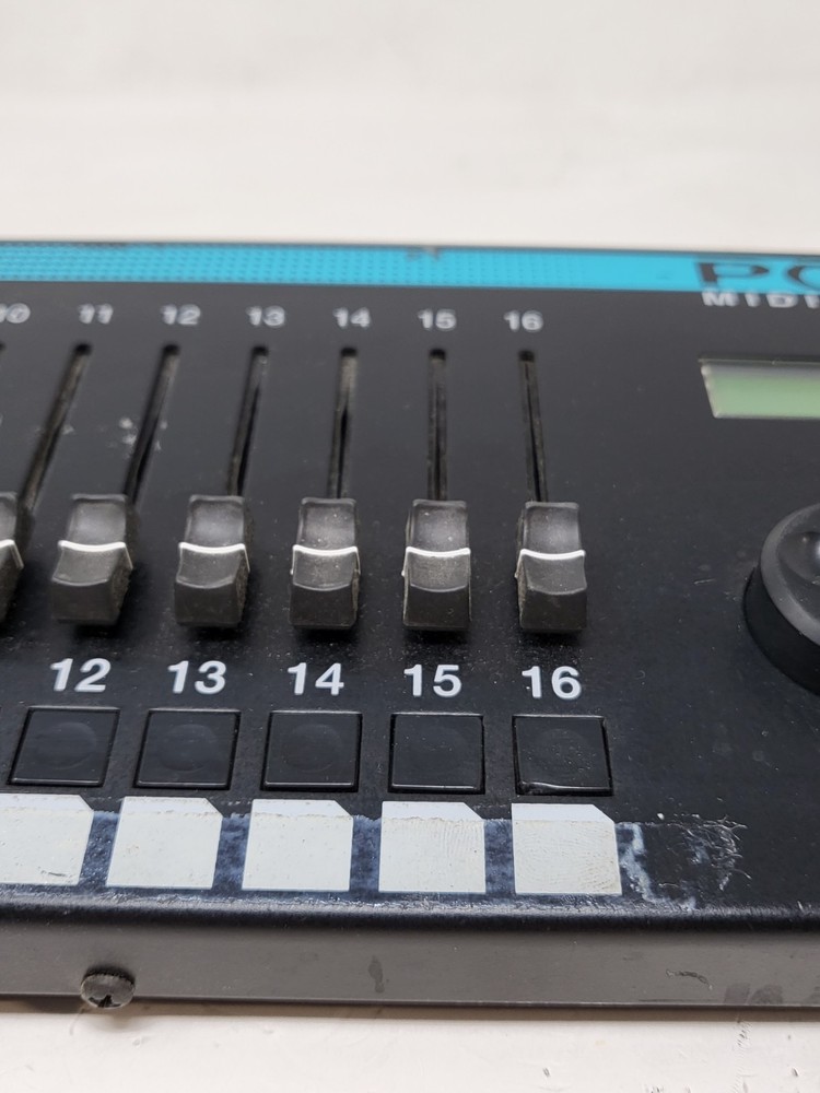 Peavey PC1600 MIDI Control Surface Powers On Error Message Tested READ PARTS