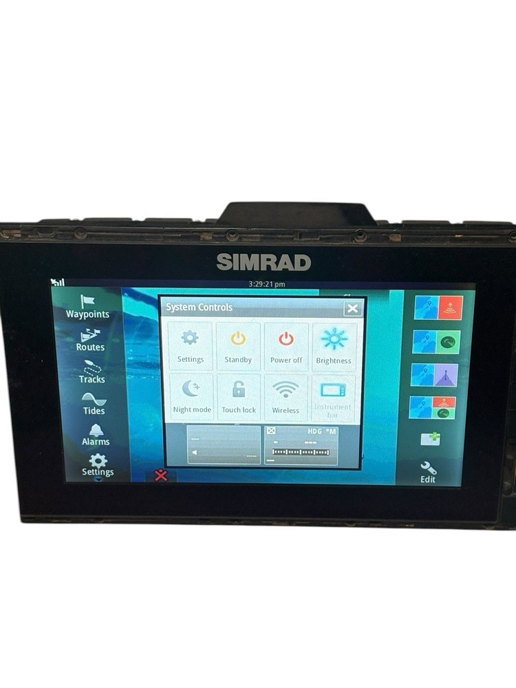 Simrad NSS9 Evo 2 Multifunction Display Includes Power Cable