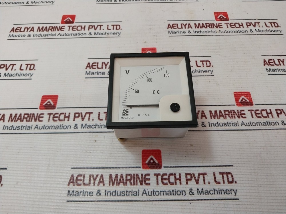 AC/DC DYNAMICS SQ72 Analog Voltmeter 0-150V DC
