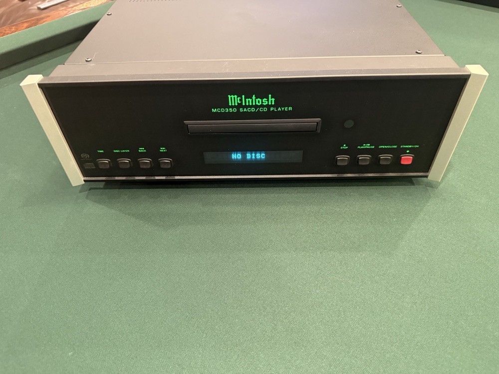 McIntosh MCD350 CD / SACD Player - Excellent