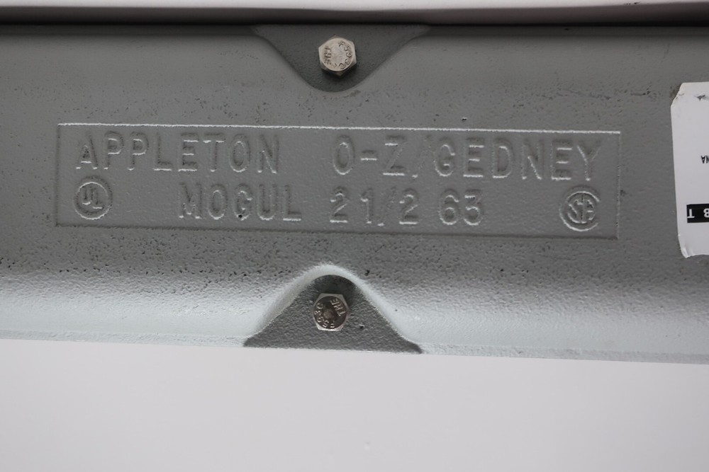 Appleton 2 1/2 63 Conduit Outlet Body