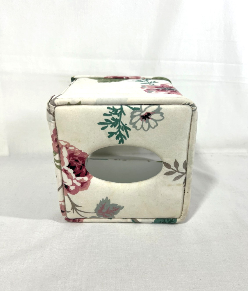 Waverly Pleasant Valley Tissue Box Cover
