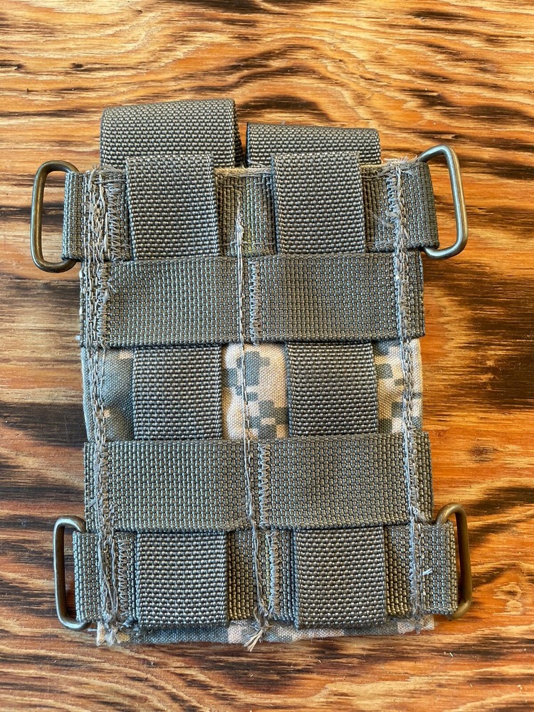 9MM SOFT DOUBLE MAGAZINE POUCH w/ D Rings And Molle Straps.