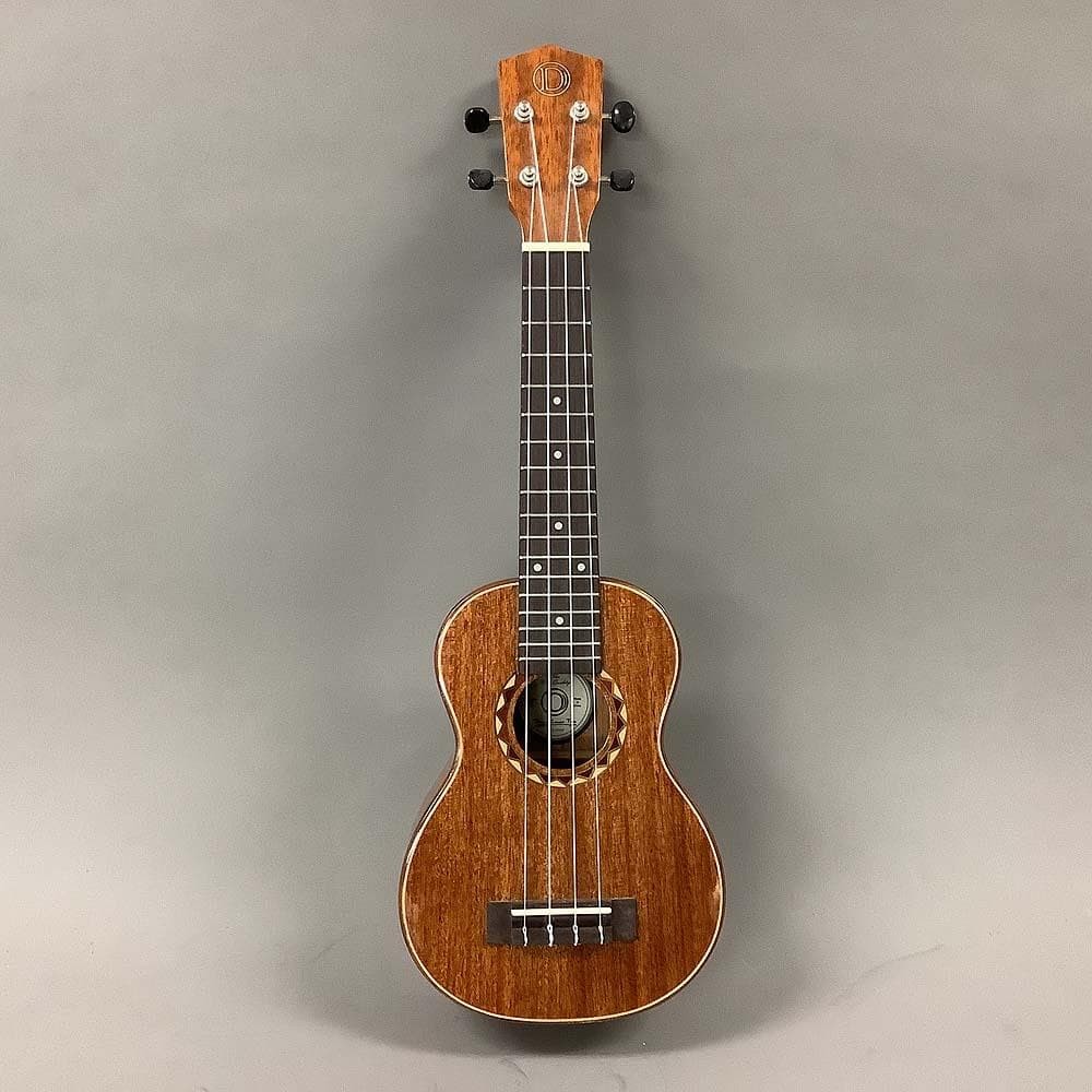 DCT DUS-600M Ukulele