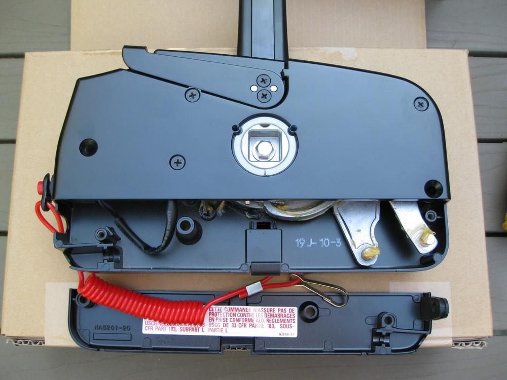Suzuki Outboard Remote Control Box