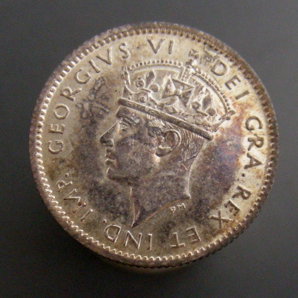 Newfoundland 1943-C George VI 5c Five Cent Silver