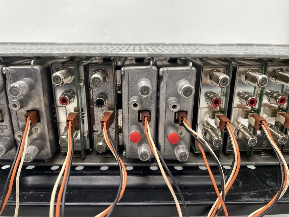 Blonder Tongue Labs MIRC-12 Modulator Chassis w/ Modules Read Description