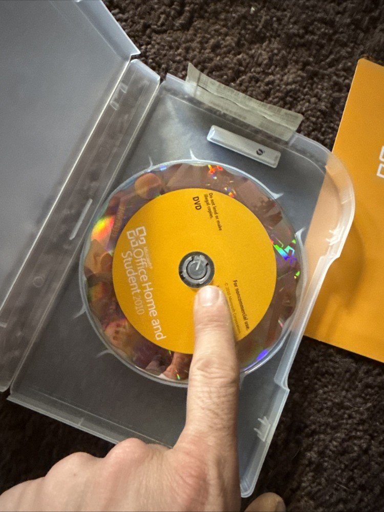 Microsoft Office Home and Student 2010 COMPLETE + Inserts VG Near Mint Disc