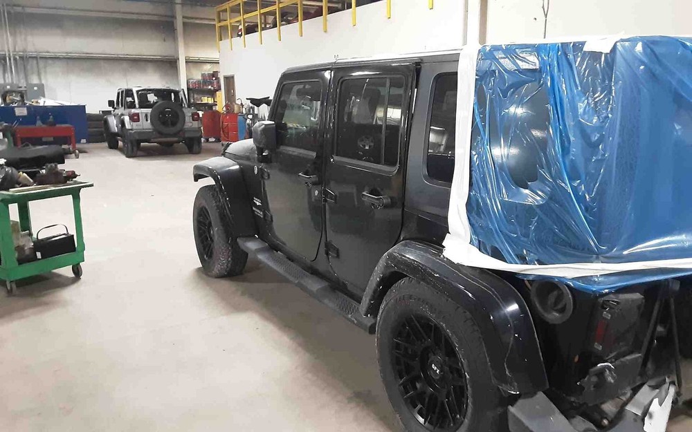 Used Windshield Frame fits: 2010 Jeep Wrangler Grade A