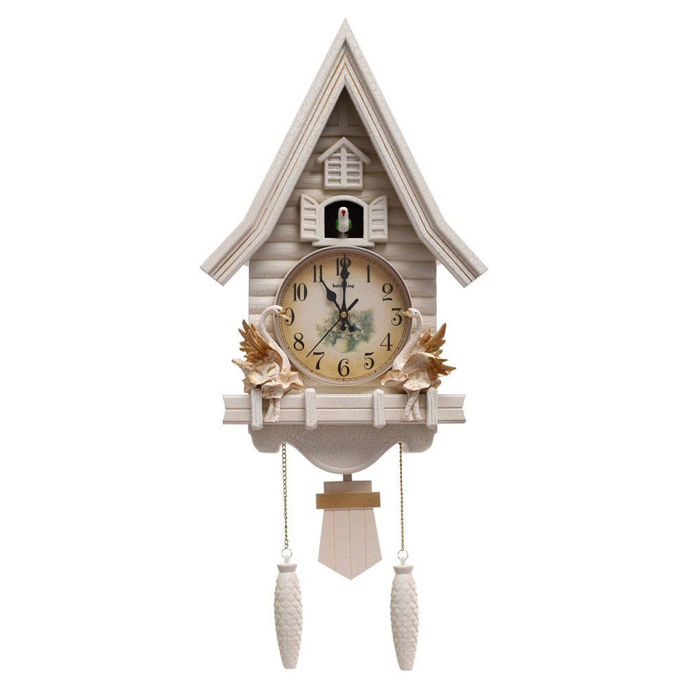 Battery Powered Modern Creative Wall Clock Indoor Clock for Living Room