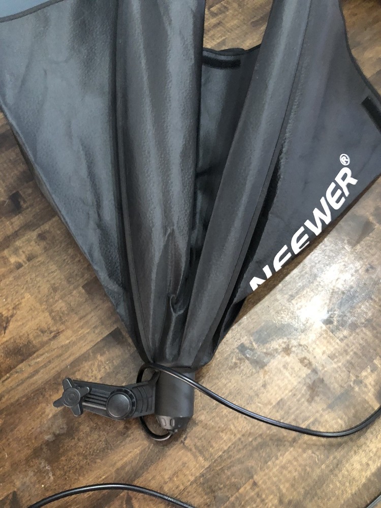Neewer 24 inches Square Softbox