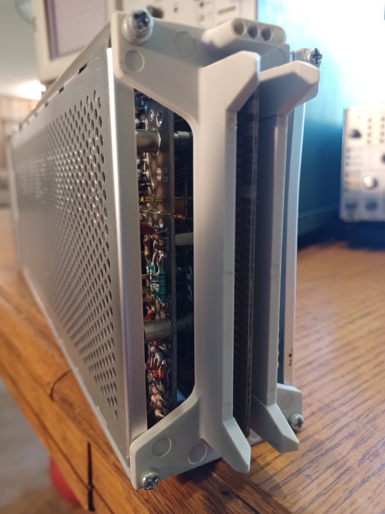 Tektronix 7D11 Digital Delay Plug-in Module - Tested for Power