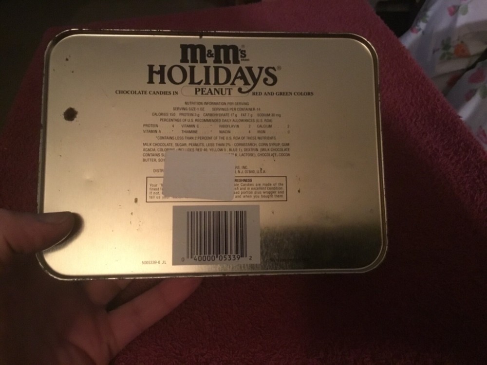 M & M's Holidays 1991 Metal Tin