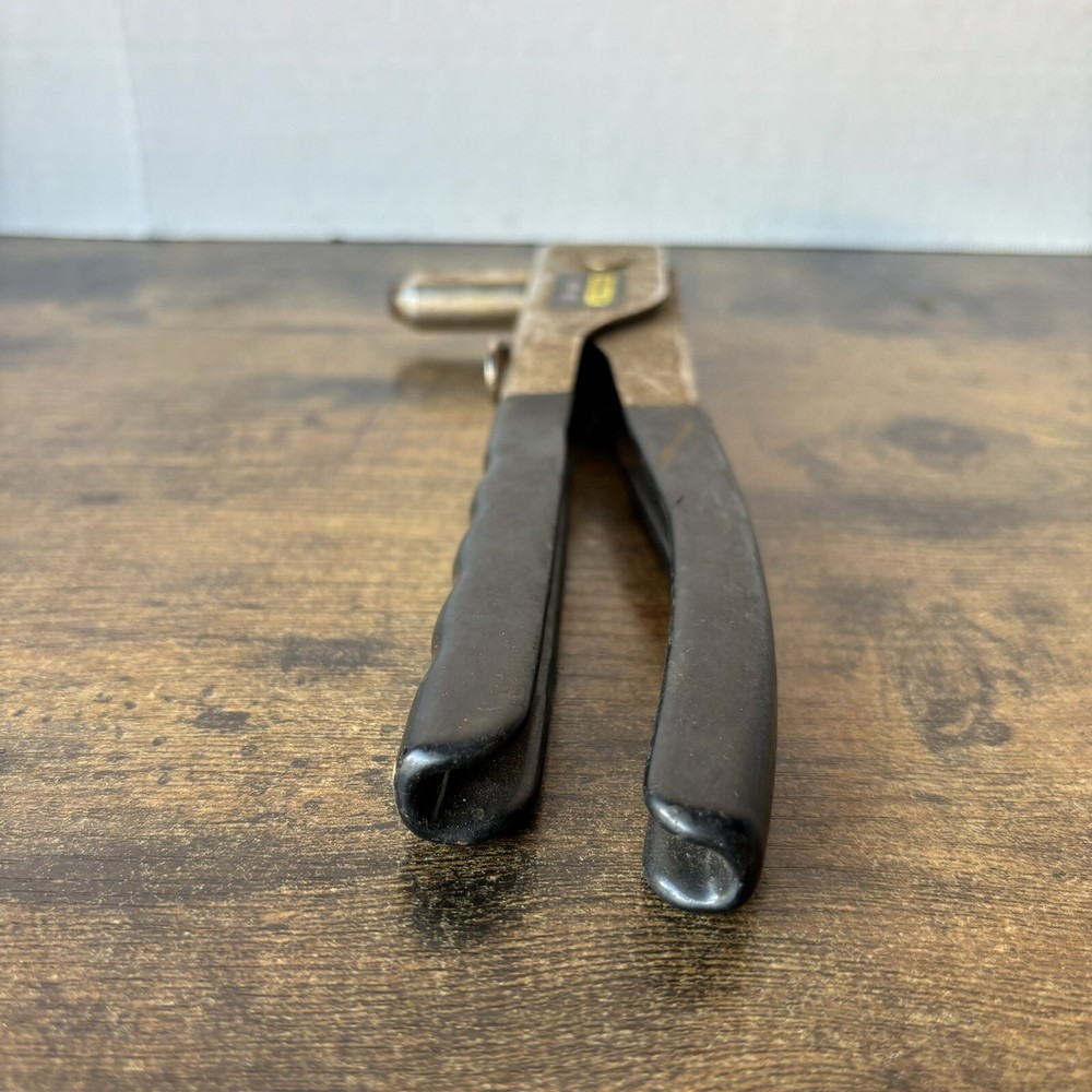Stanley Tools USA Heavy Duty Riveter MR-88