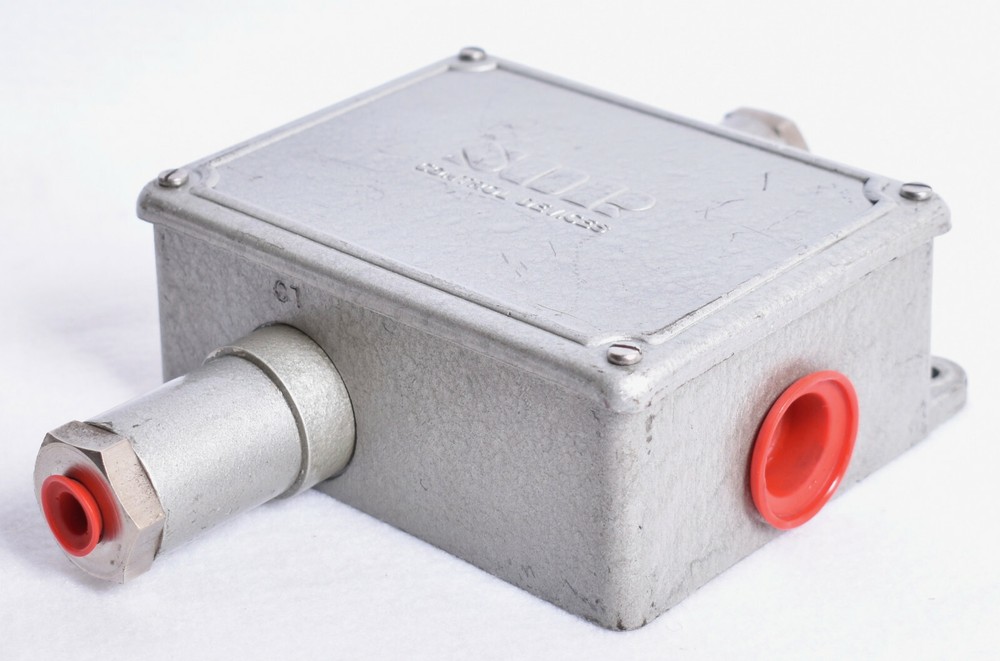 SOR Static O Ring Pressure Difference Switch 14V8-AA5-LL